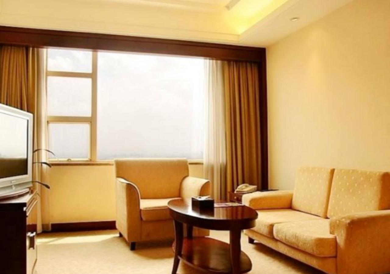 Harbour Metropolis Hotel Foshan Exterior photo