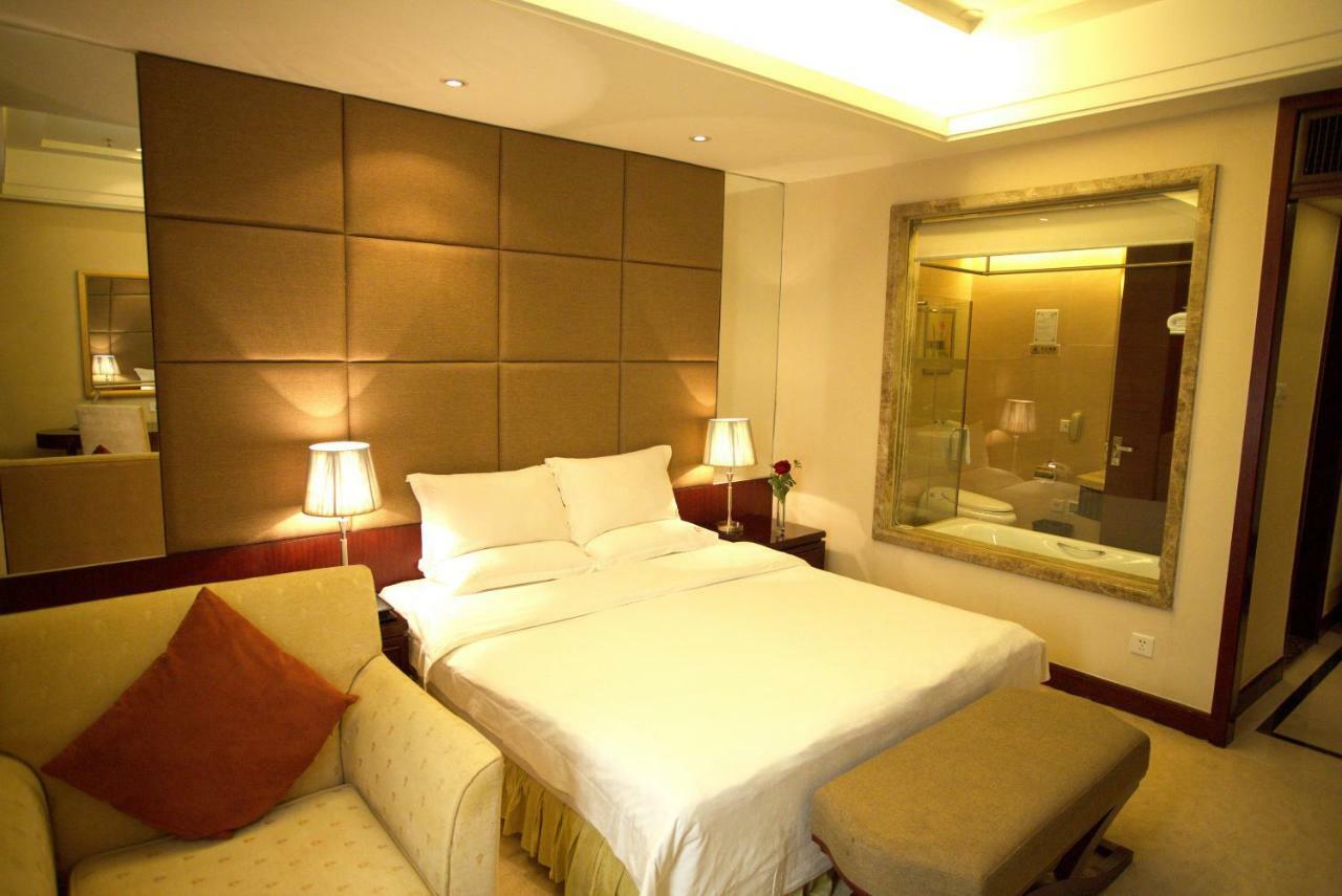 Harbour Metropolis Hotel Foshan Exterior photo