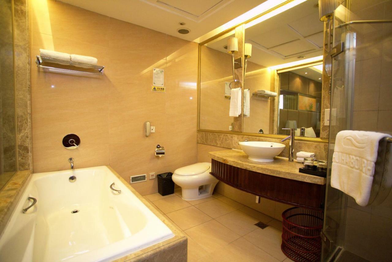 Harbour Metropolis Hotel Foshan Exterior photo